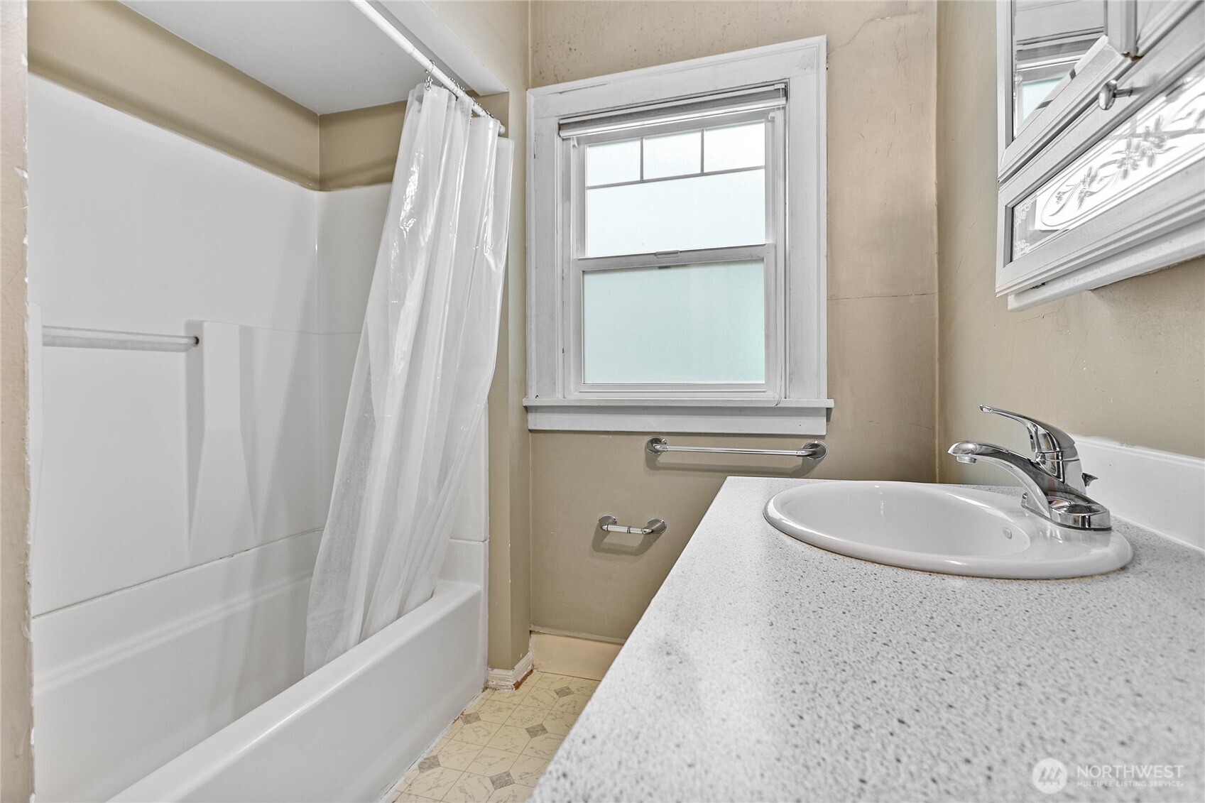 1082 W Smith , Bellingham, WA 98226