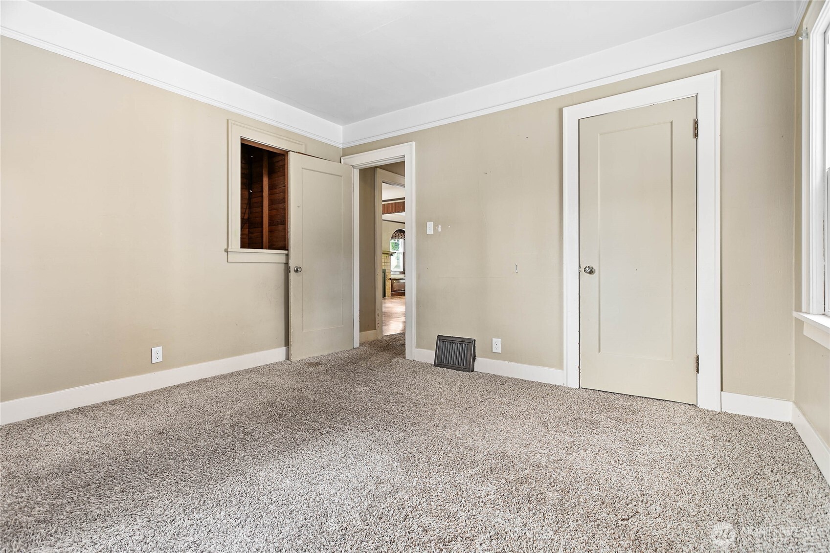 1082 W Smith , Bellingham, WA 98226