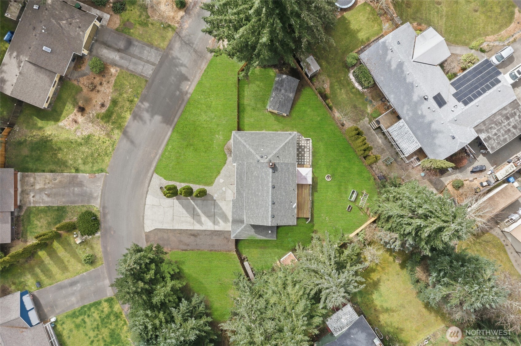 3735 Vassar Loop SE, Lacey, WA 98503