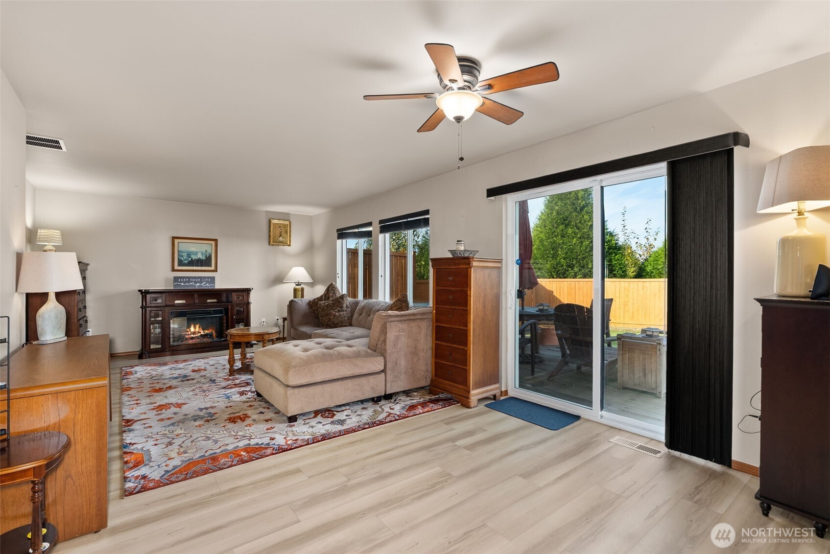 234 Wind River Dr , Chehalis, WA 98532