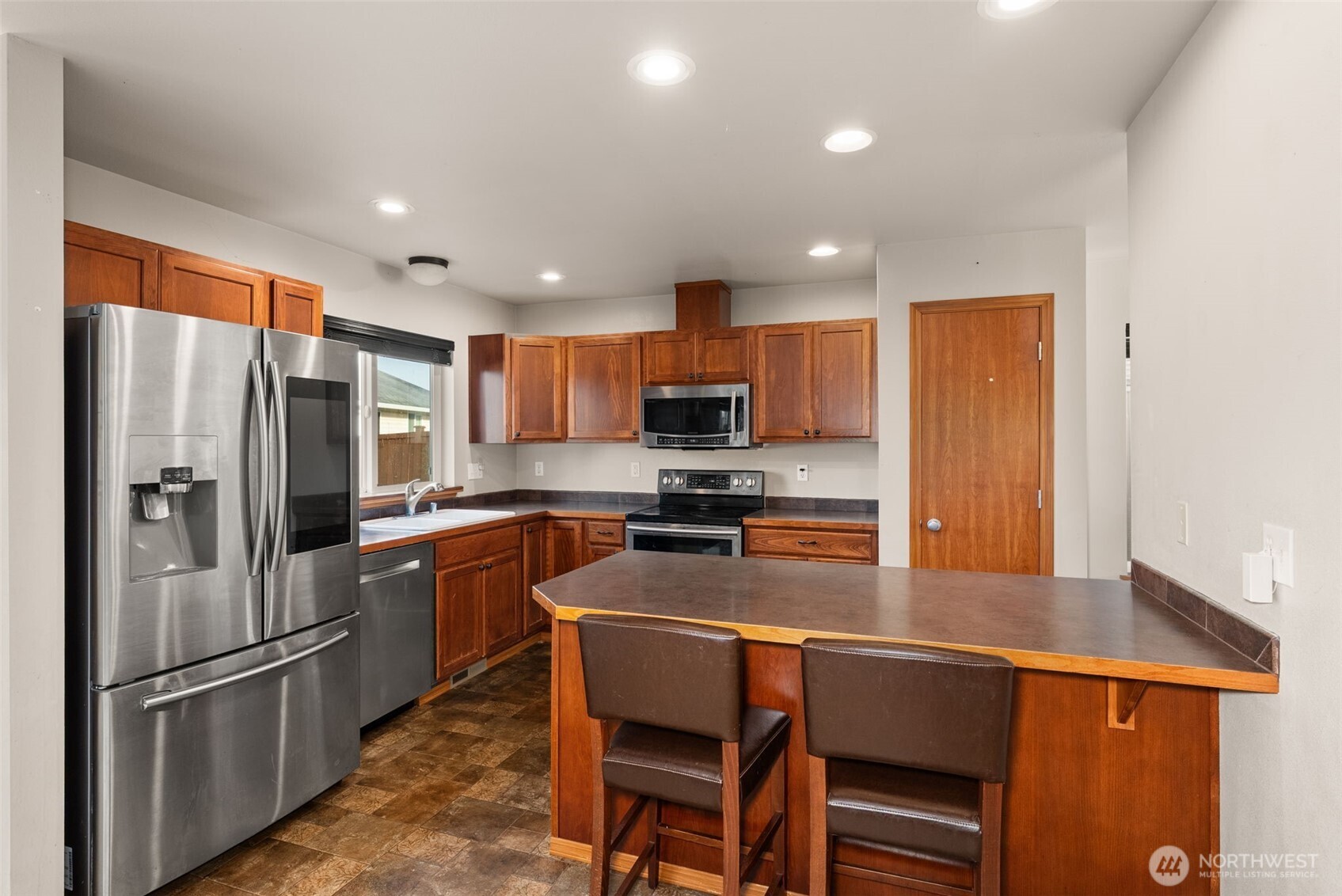 234 Wind River Dr , Chehalis, WA 98532