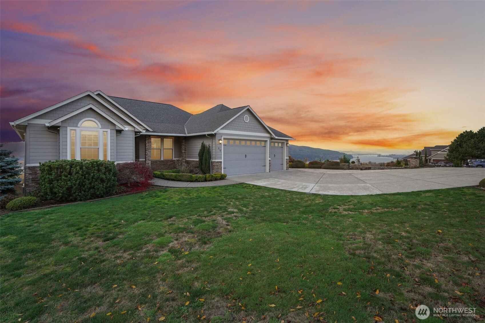 49 Essex Drive , Kelso, WA 98626