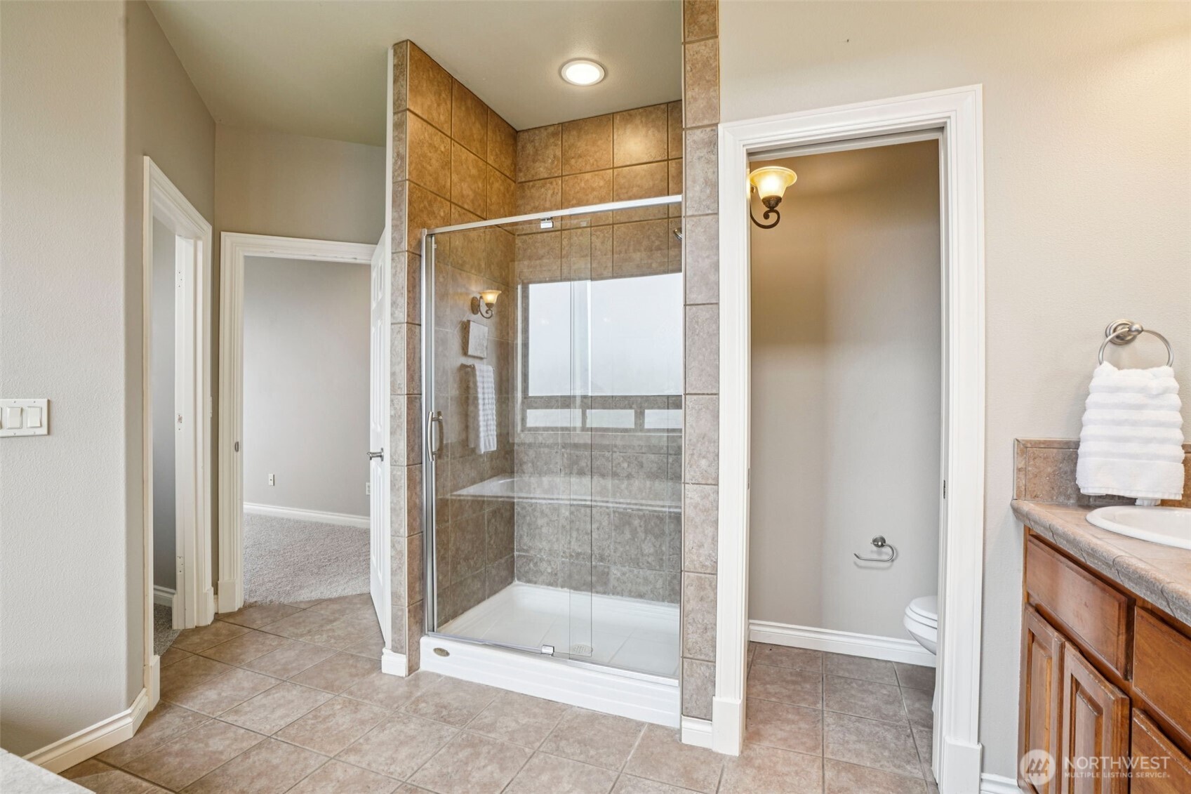 49 Essex Drive , Kelso, WA 98626