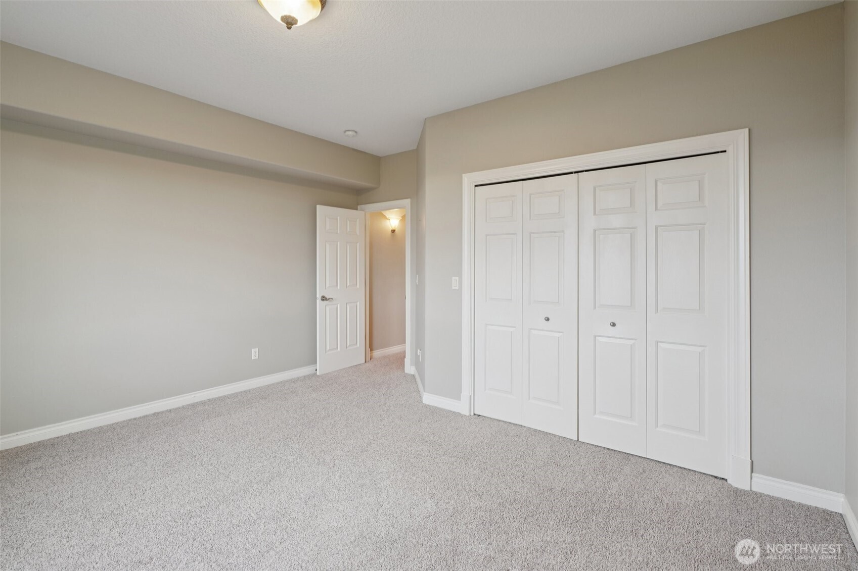 49 Essex Drive , Kelso, WA 98626