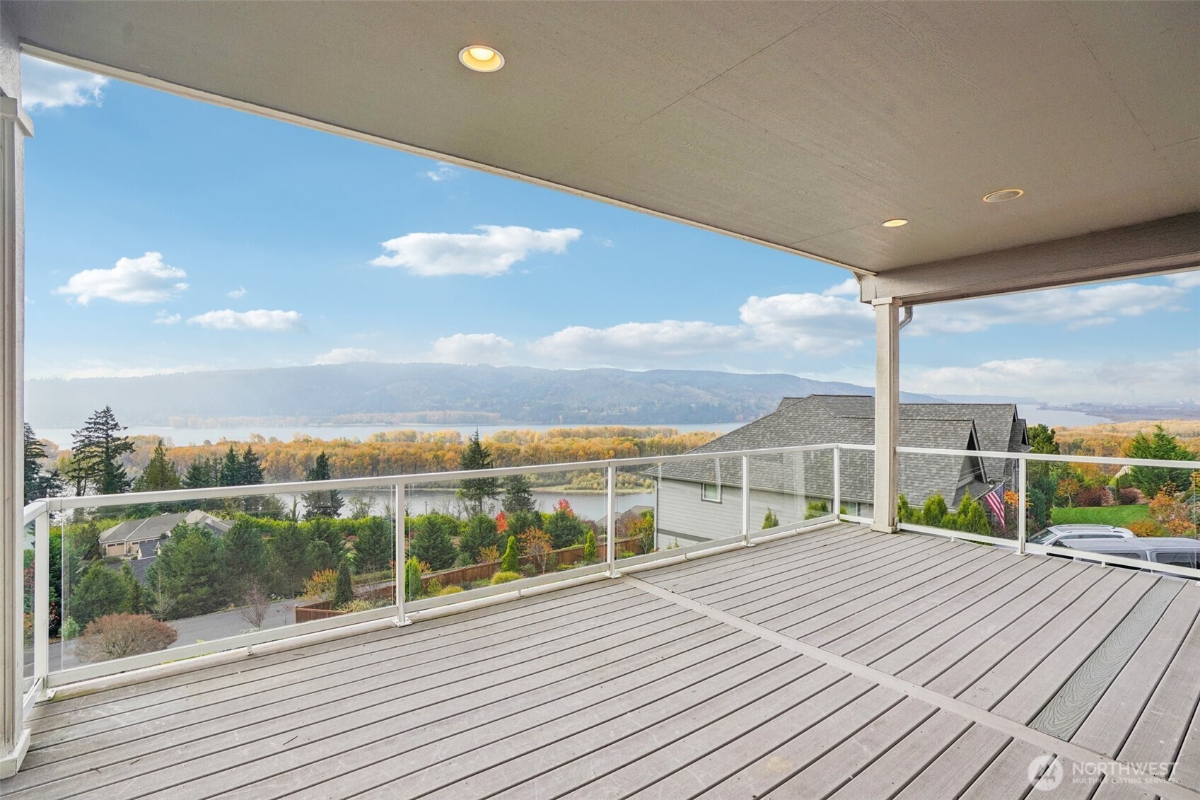 49 Essex Drive , Kelso, WA 98626