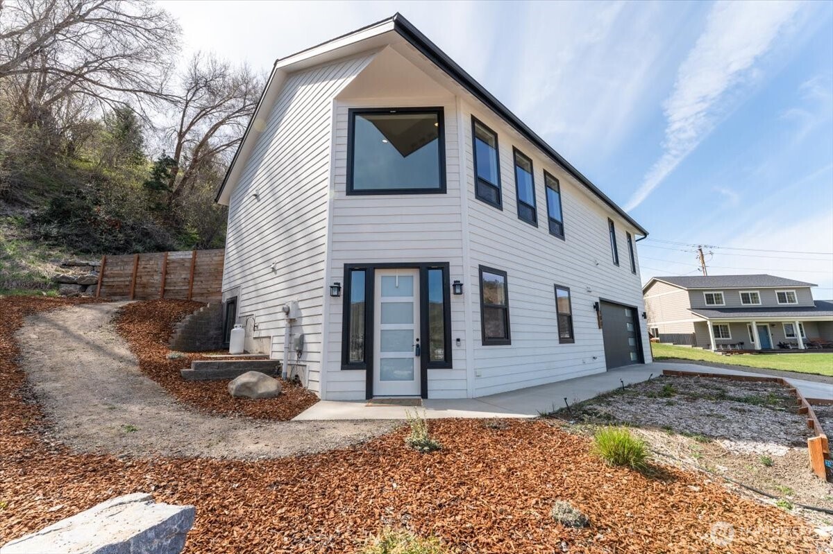 103 Hassan Street , Cashmere, WA 98815