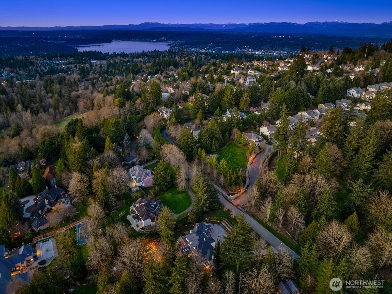 6257 164th Avenue SE, Bellevue, WA 98006