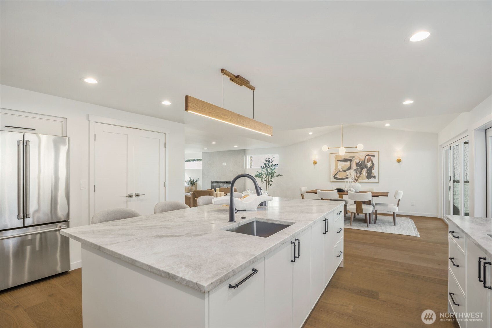 428 164th Avenue SE, Bellevue, WA 98008