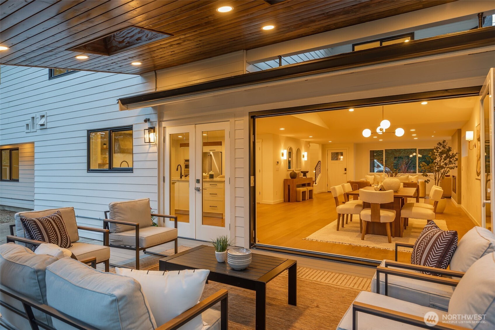 428 164th Avenue SE, Bellevue, WA 98008