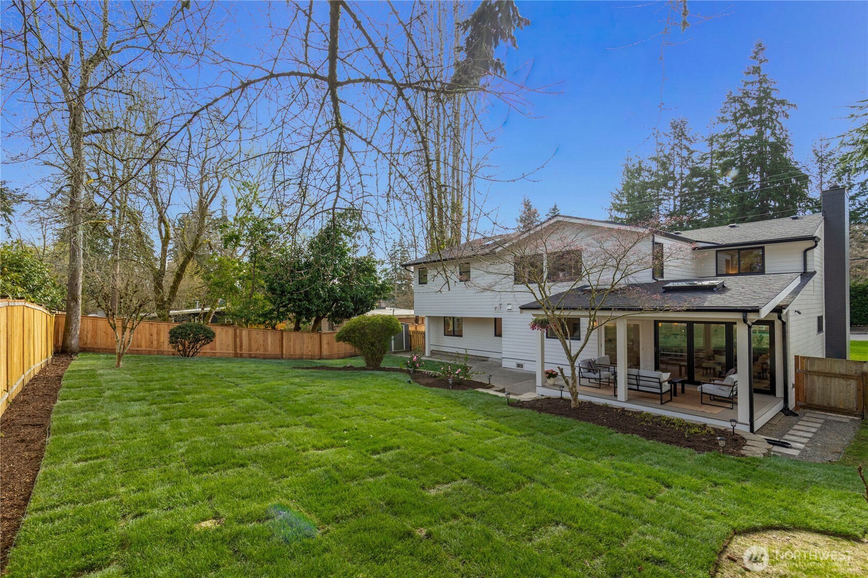 428 164th Avenue SE, Bellevue, WA 98008