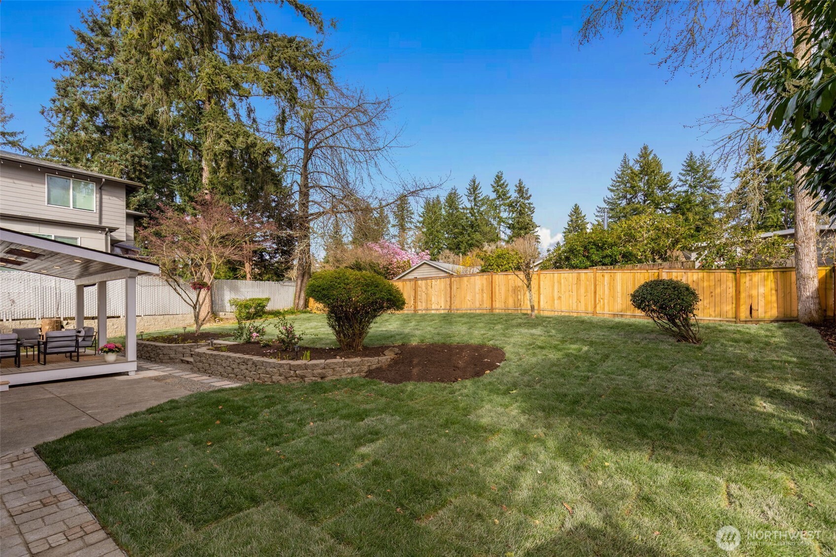 428 164th Avenue SE, Bellevue, WA 98008