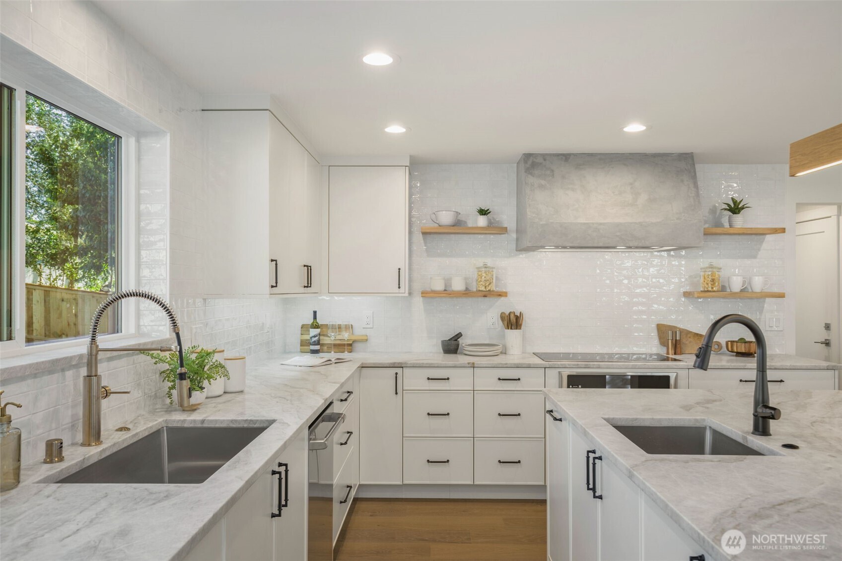 428 164th Avenue SE, Bellevue, WA 98008