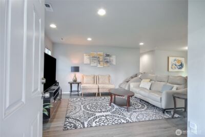 1430 SW 352nd Ct , Federal Way, WA 98023 - Photo 2