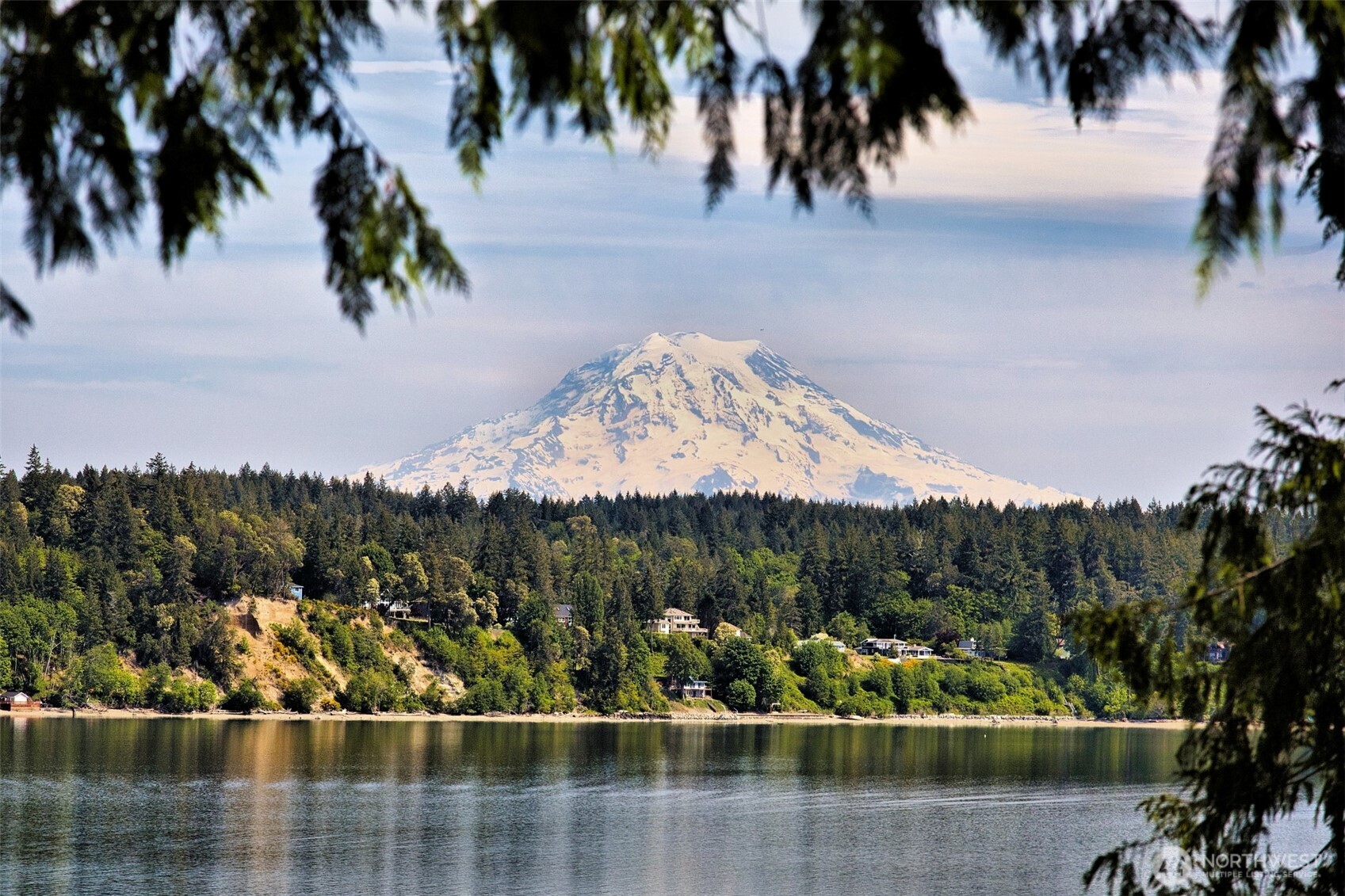 187 E Vineyard Crest Road , Grapeview, WA 98546