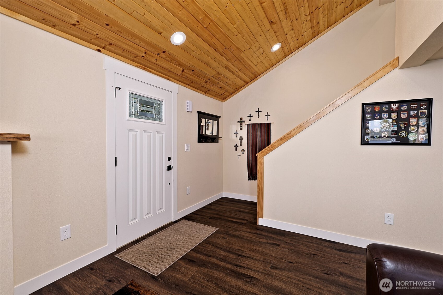 187 E Vineyard Crest Road , Grapeview, WA 98546