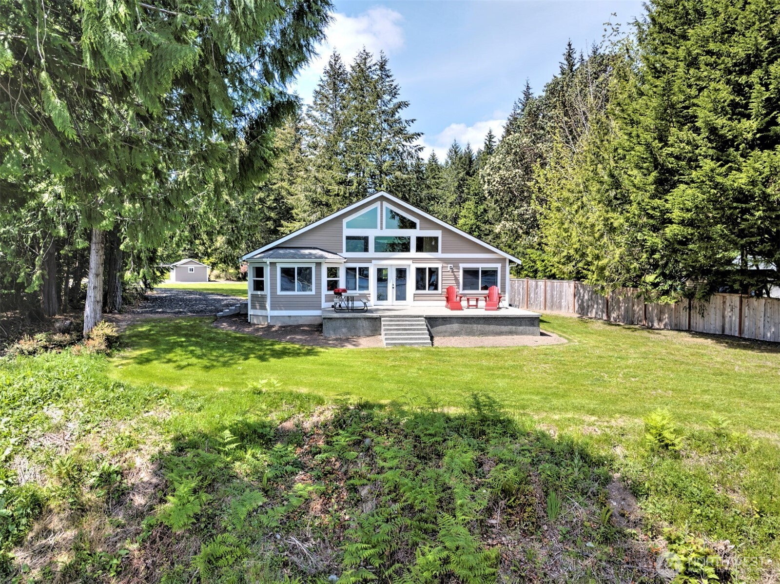 187 E Vineyard Crest Road , Grapeview, WA 98546
