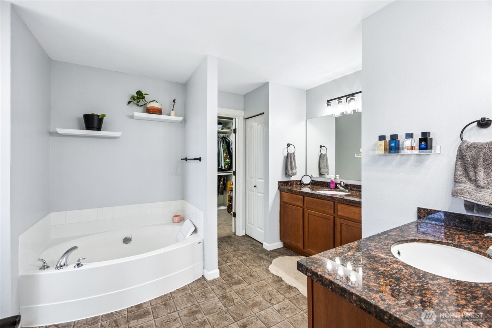 15233 Kayla Street SE, Yelm, WA 98597