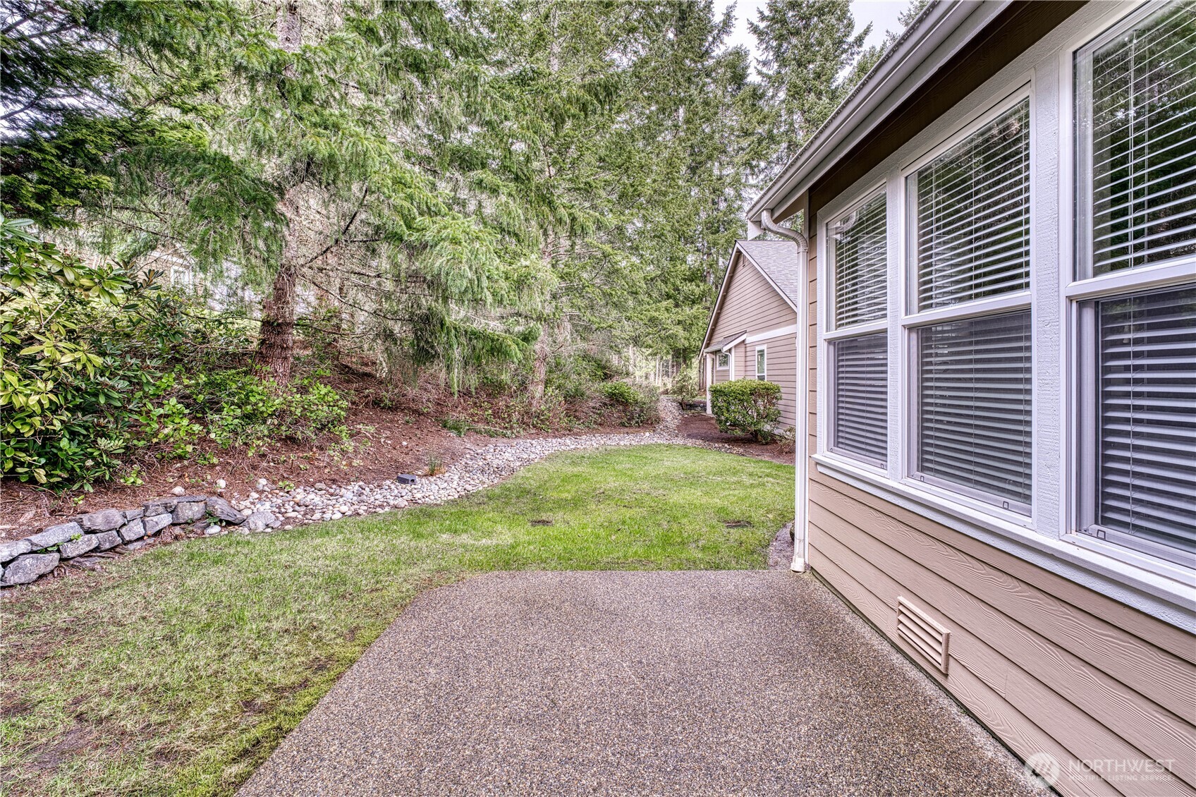 7061 SW Dunraven Lane , Port Orchard, WA 98367