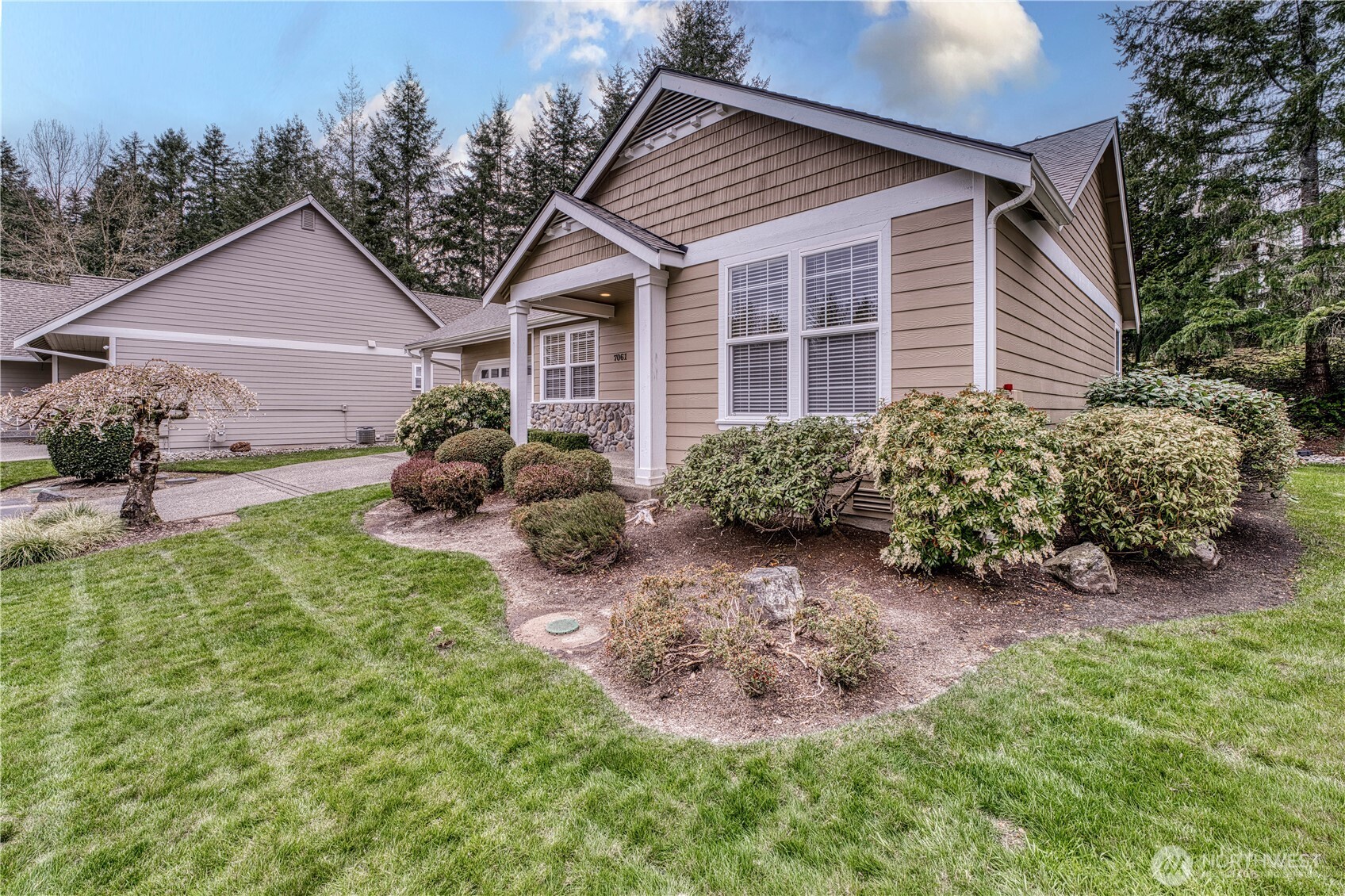 7061 SW Dunraven Lane , Port Orchard, WA 98367