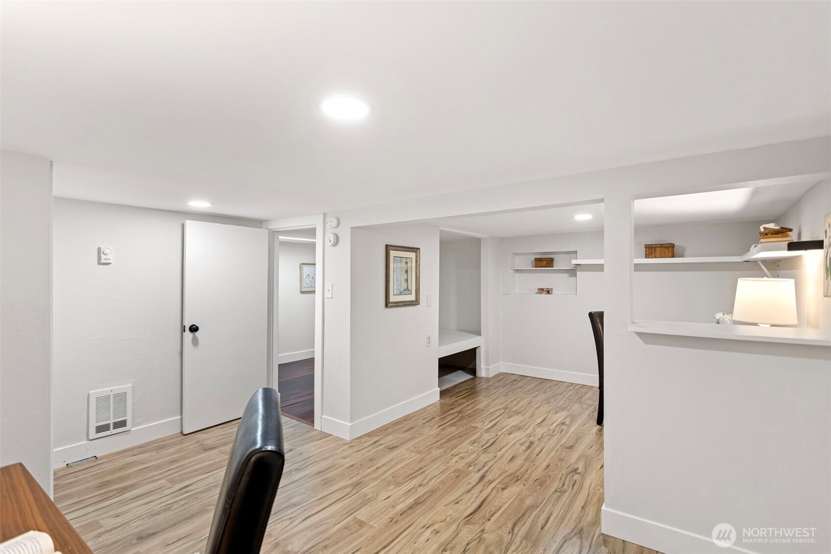 302 S Barton Street , Seattle, WA 98108