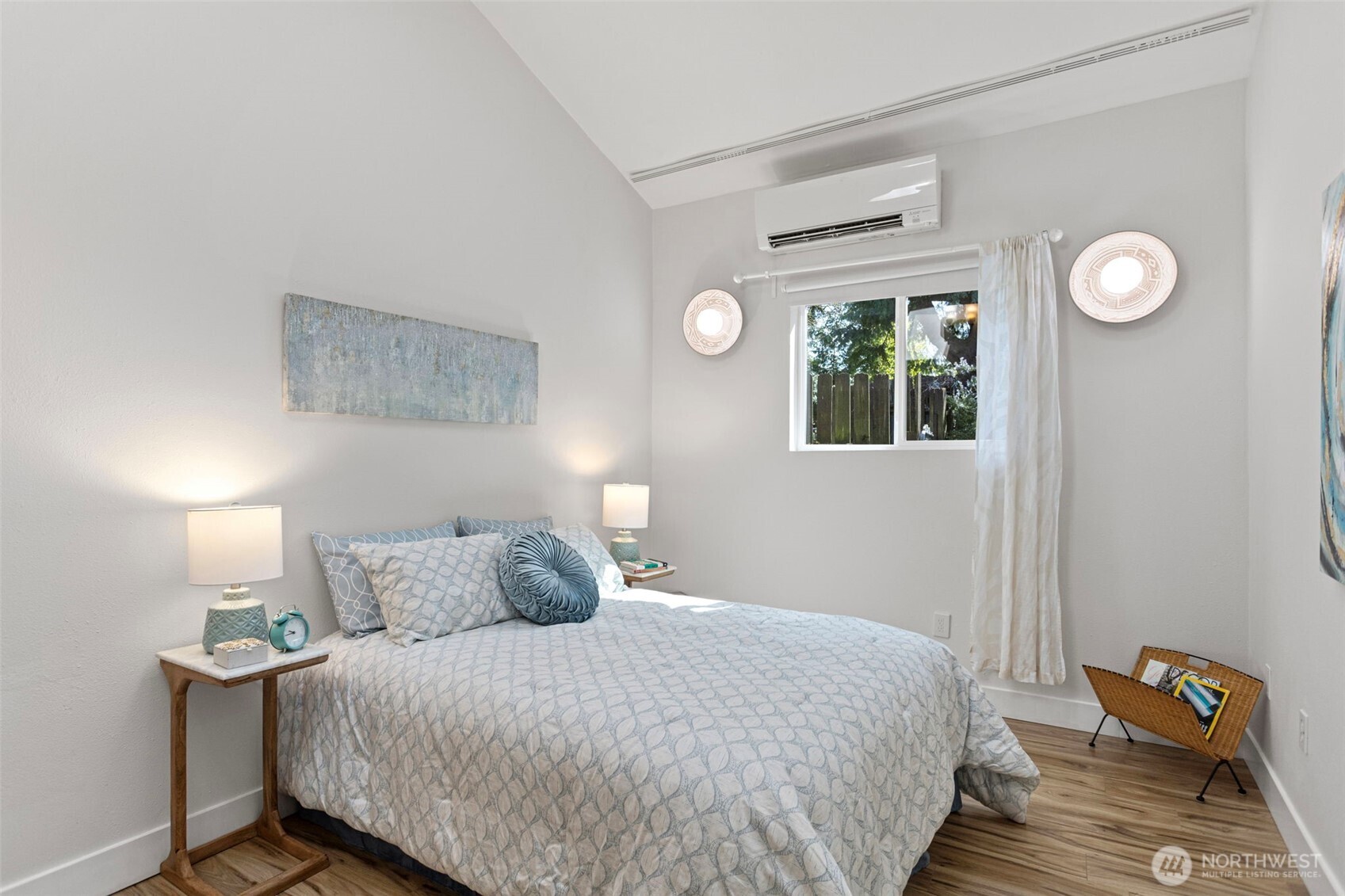 302 S Barton Street , Seattle, WA 98108