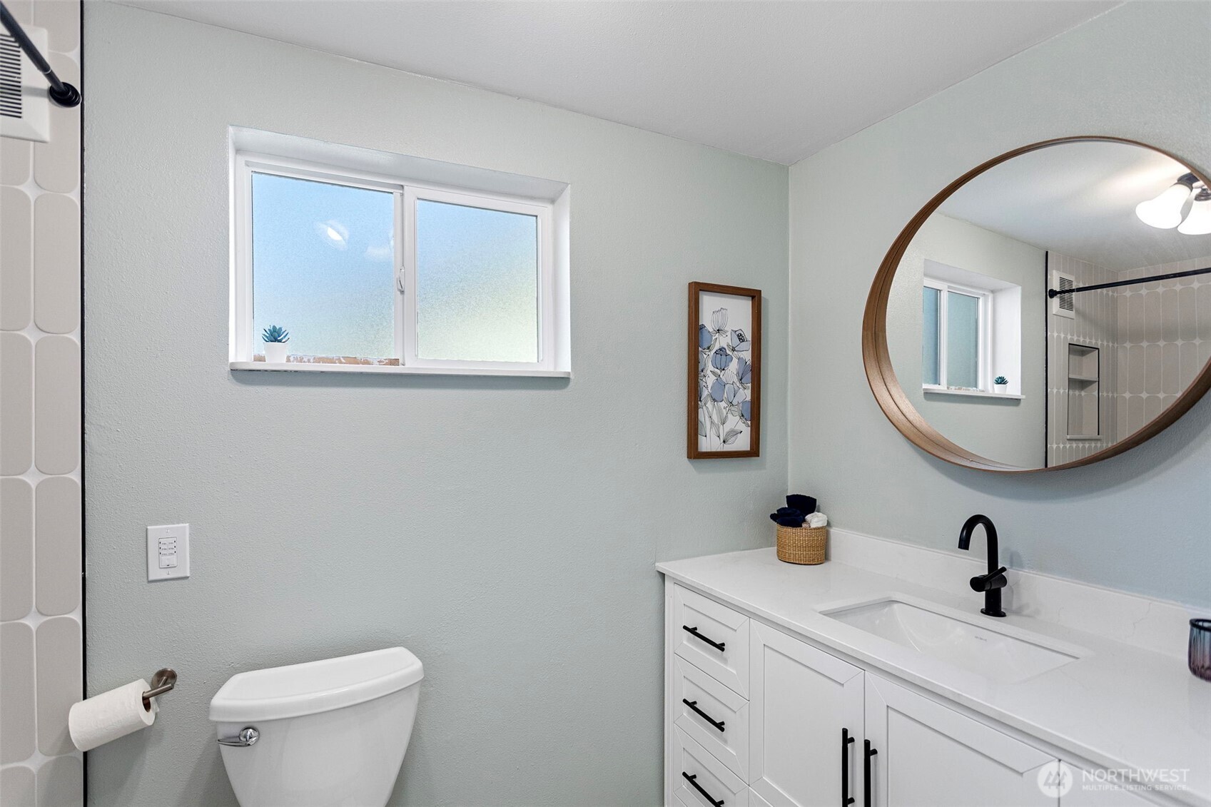 302 S Barton Street , Seattle, WA 98108