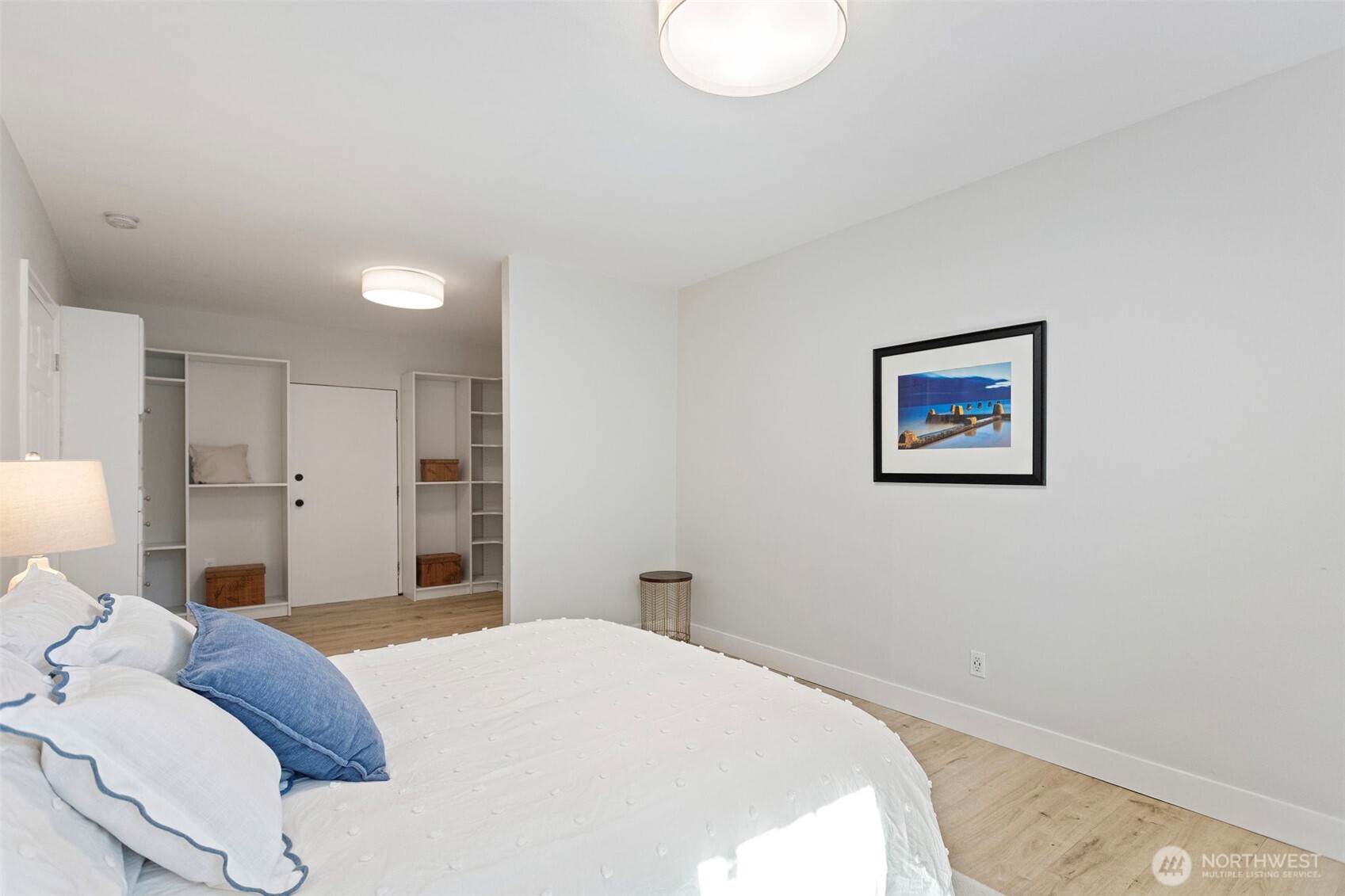 302 S Barton Street , Seattle, WA 98108