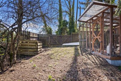 302 S Barton Street , Seattle, WA 98108 - Photo 30