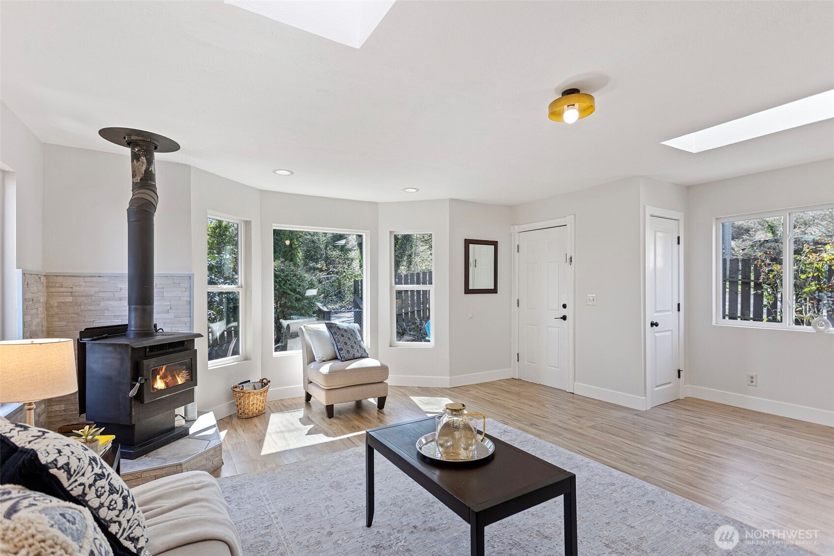 302 S Barton Street , Seattle, WA 98108