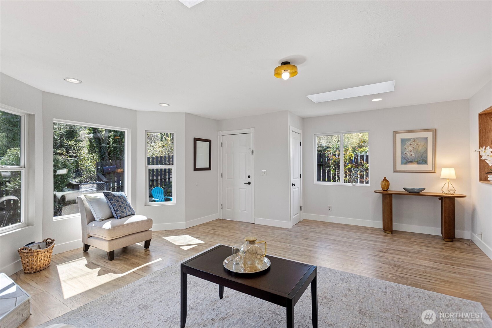 302 S Barton Street , Seattle, WA 98108