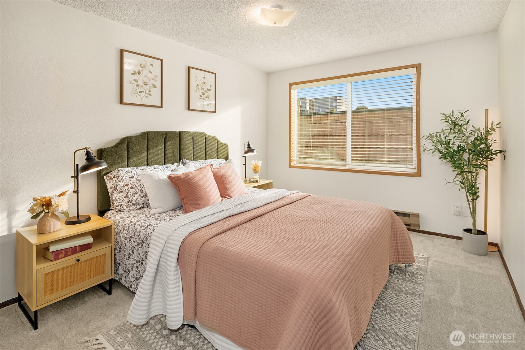 1612 33rd Street #104, Everett, WA 98201