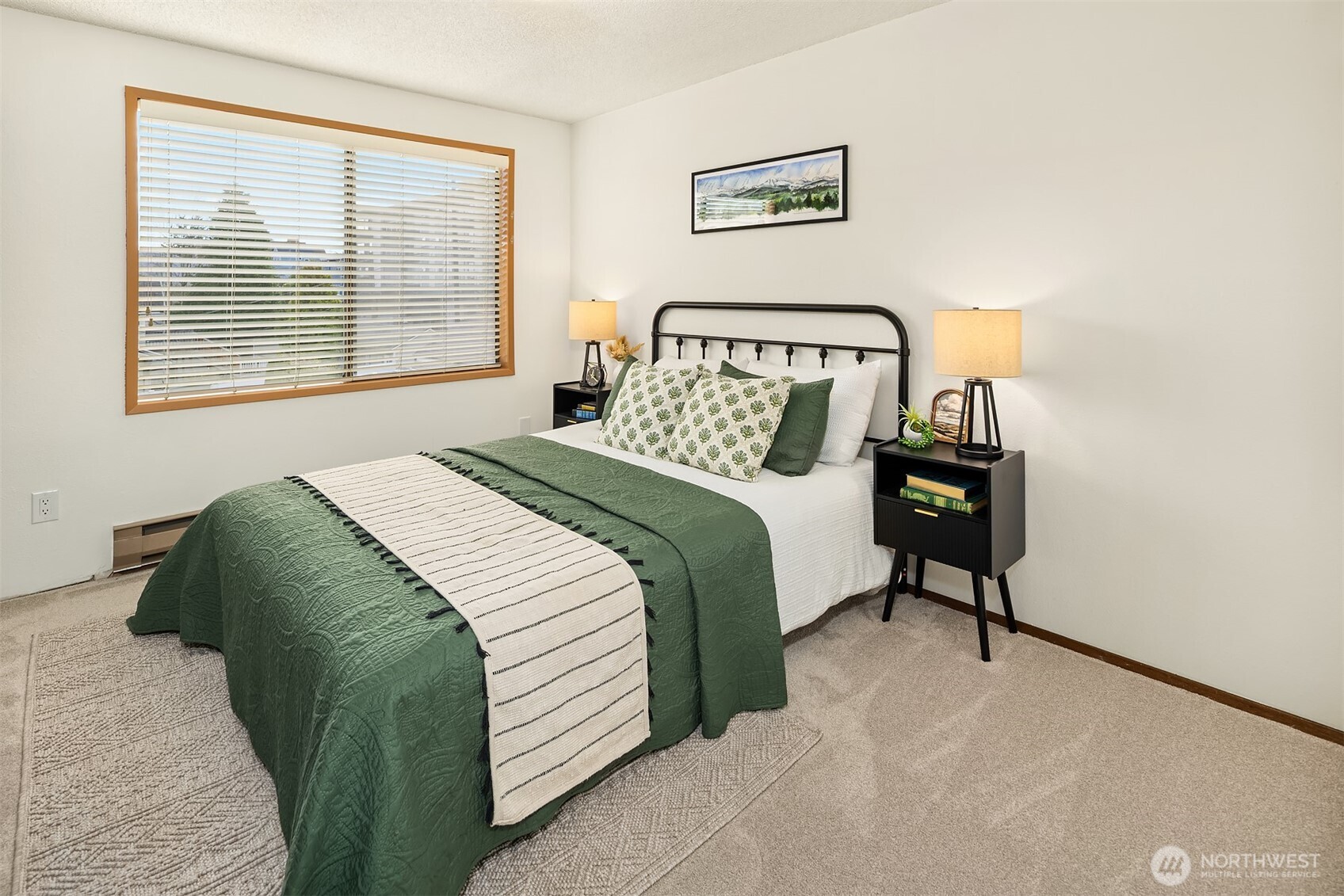 1612 33rd Street #104, Everett, WA 98201