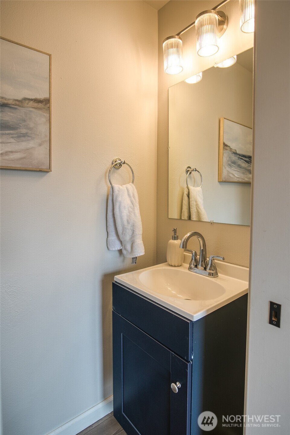 603 Troon Avenue , Cosmopolis, WA 98537