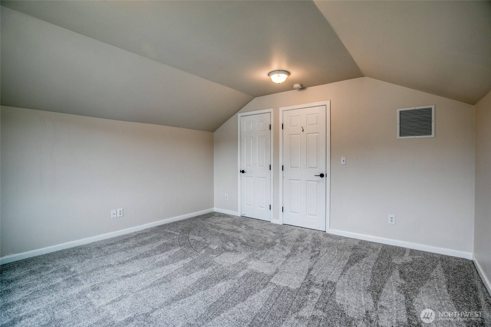 603 Troon Avenue , Cosmopolis, WA 98537