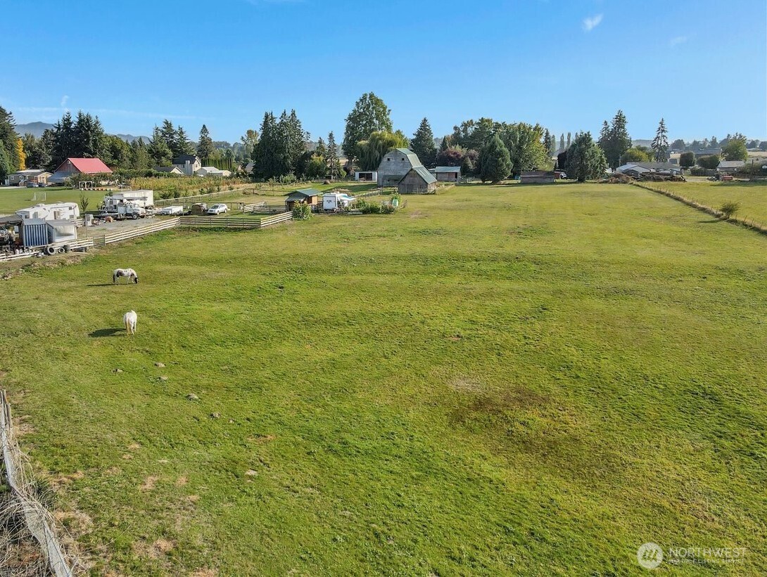 17506 State Route 526 , Mount Vernon, WA 98273