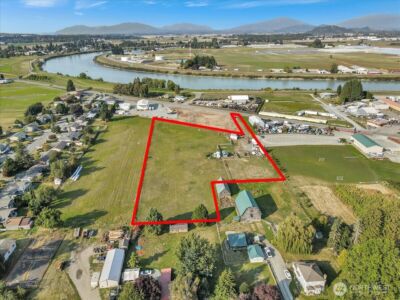 17506 State Route 526 , Mount Vernon, WA 98273 - Photo 2