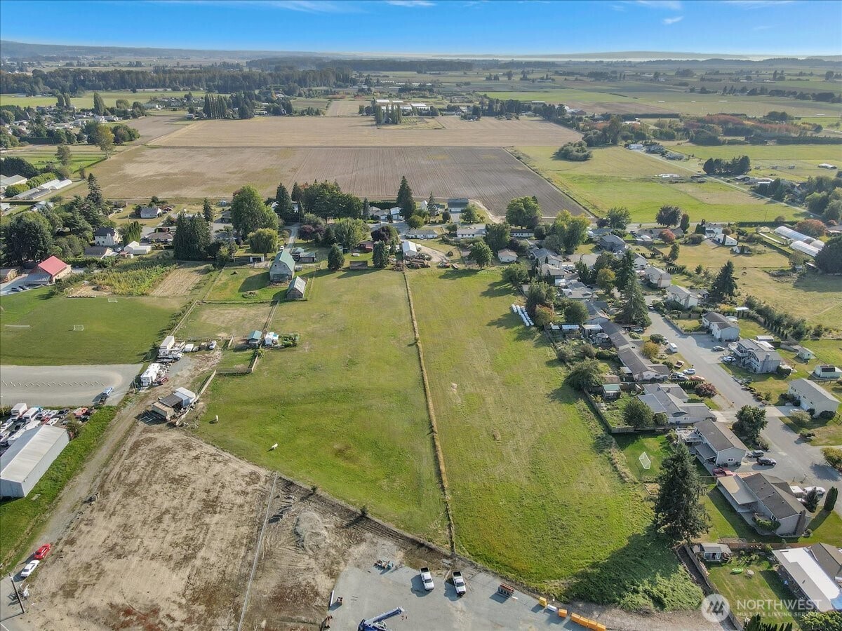 17506 State Route 526 , Mount Vernon, WA 98273