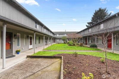 5304 NE 84th Loop #16, Vancouver, WA 98662 - Photo 2