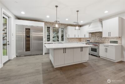 332 13th Avenue , Kirkland, WA 98033 - Photo 4