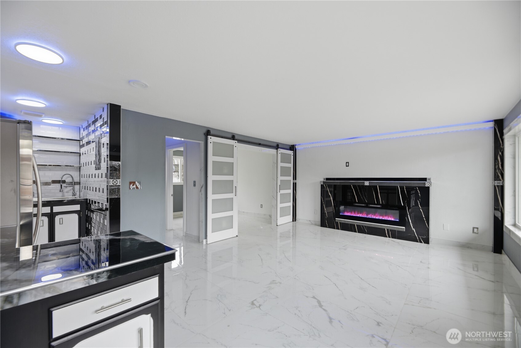 748 S Cloverdale Street #8, Seattle, WA 98108