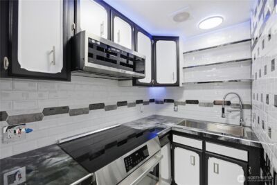 748 S Cloverdale Street #8, Seattle, WA 98108 - Photo 15