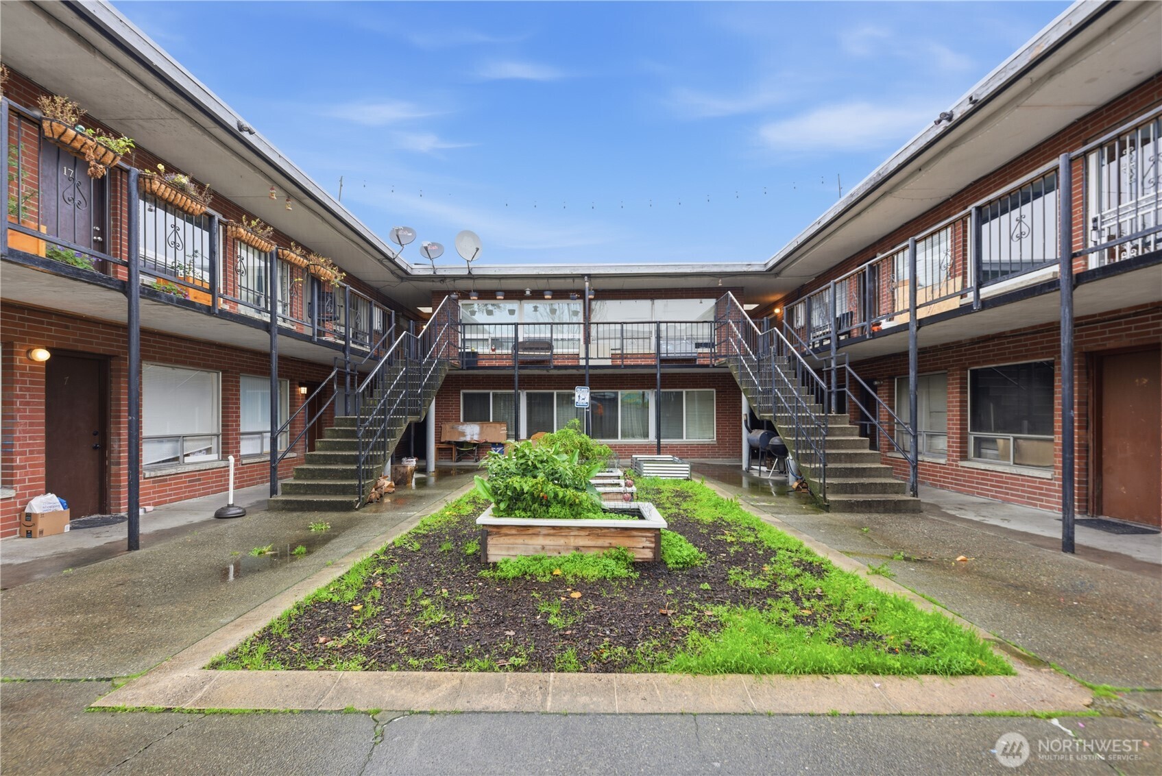 748 S Cloverdale Street #8, Seattle, WA 98108