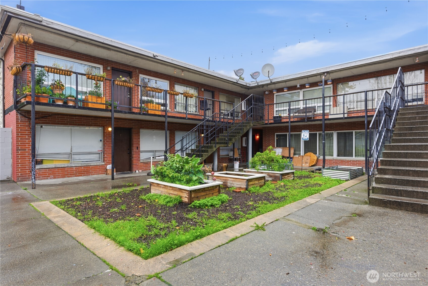 748 S Cloverdale Street #8, Seattle, WA 98108