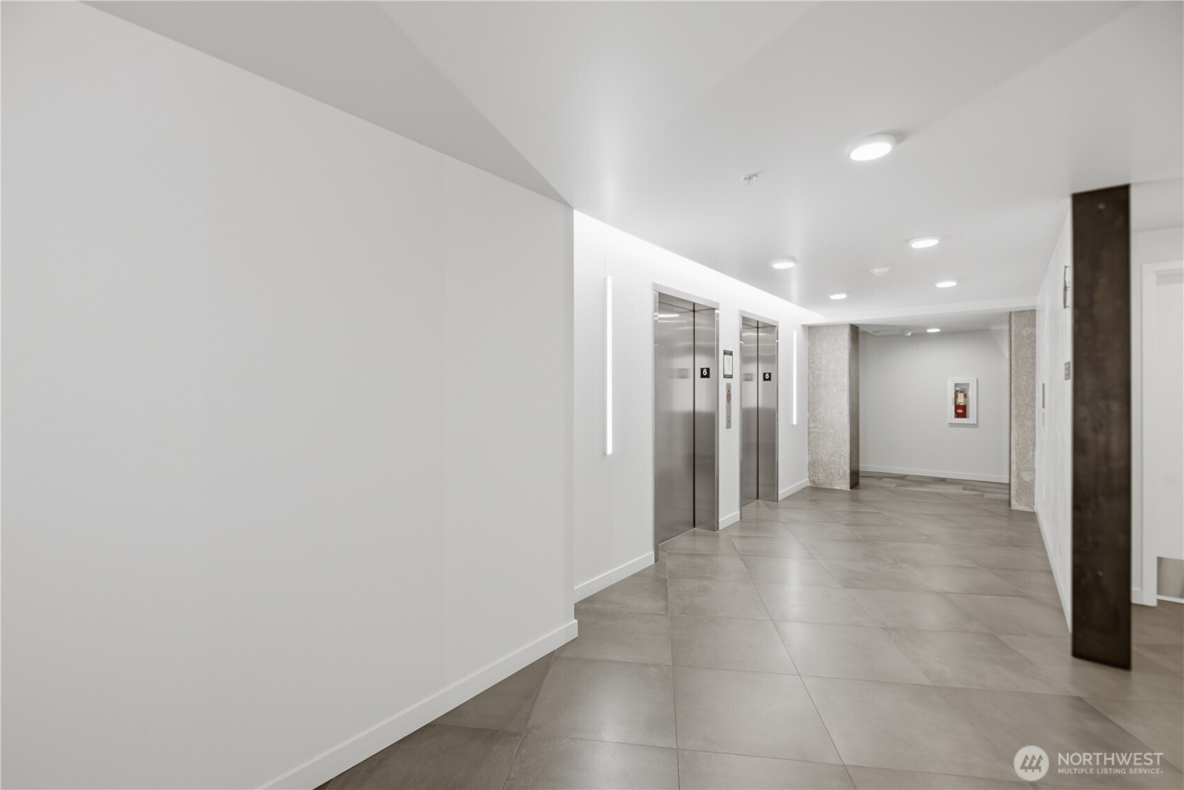 590 1st Avenue S #613, Seattle, WA 98104