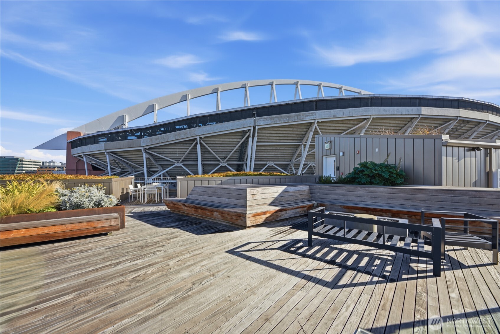 590 1st Avenue S #613, Seattle, WA 98104