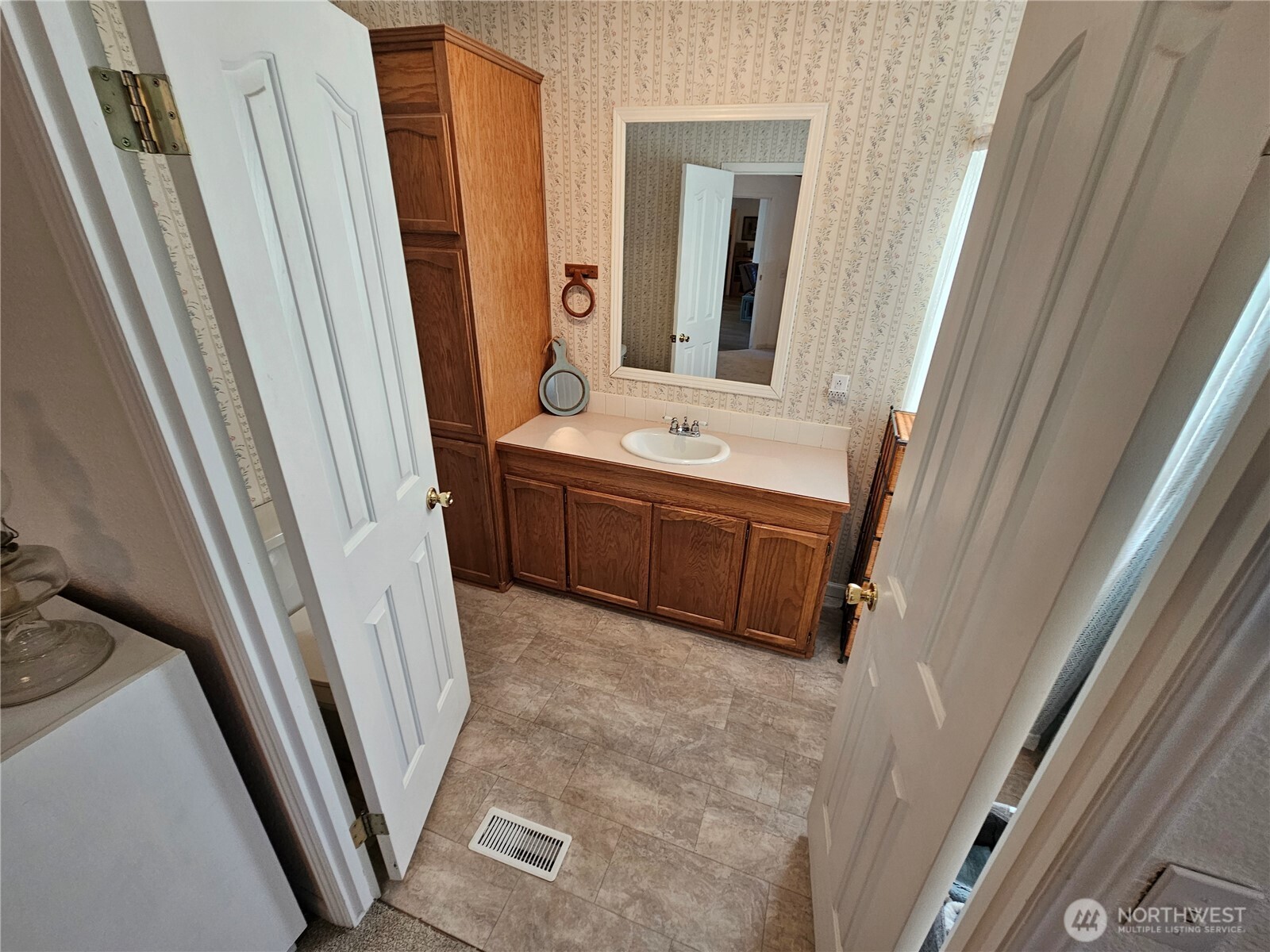 2004 195th Street , Long Beach, WA 98631