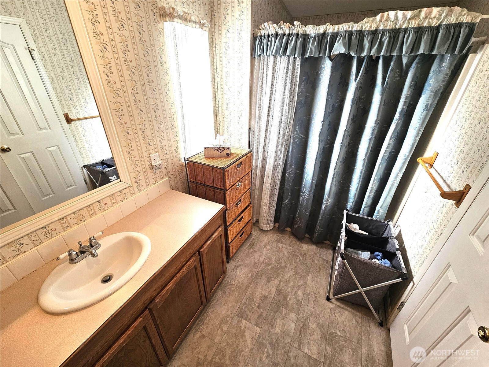 2004 195th Street , Long Beach, WA 98631