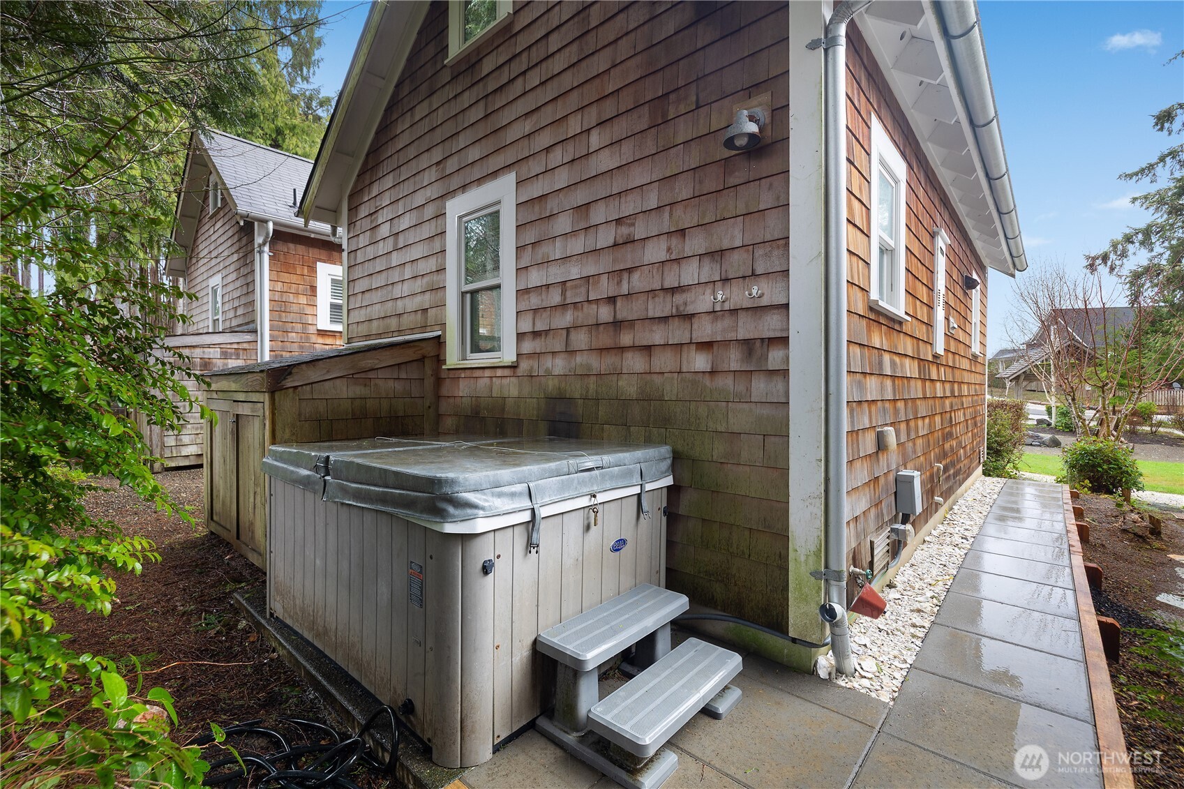 35 Beach Cabin Lane , Pacific Beach, WA 98571