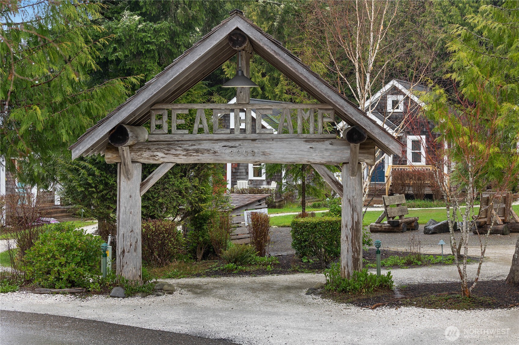 35 Beach Cabin Lane , Pacific Beach, WA 98571