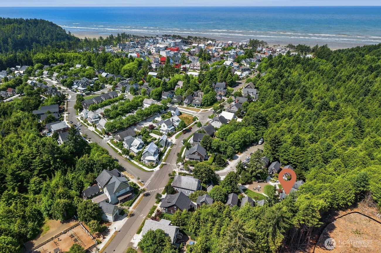 35 Beach Cabin Lane , Pacific Beach, WA 98571